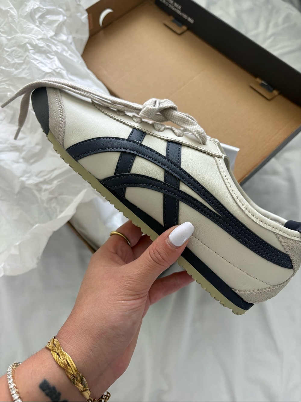 BRAND NEW IN BOX - Onitsuka Tiger Mexico 66 Sneakers